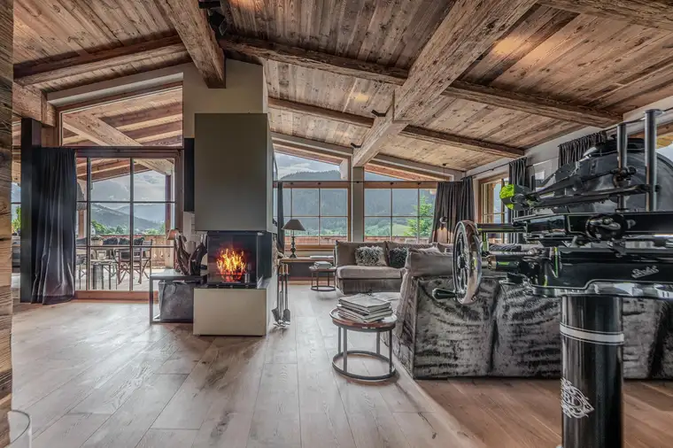 PRIVATE RESIDENCES Luxury Real Estate Group, Kitzbühel Immobilien GmbH