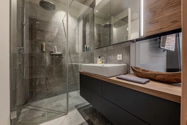 PRIVATE RESIDENCES Luxury Real Estate Group, Kitzbühel Immobilien GmbH