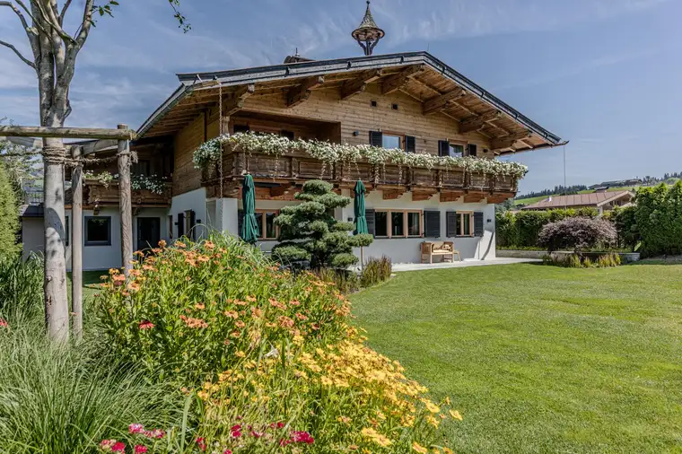PRIVATE RESIDENCES Luxury Real Estate Group, Kitzbühel Immobilien GmbH