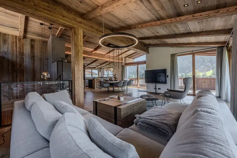 PRIVATE RESIDENCES Luxury Real Estate Group, Kitzbühel Immobilien GmbH
