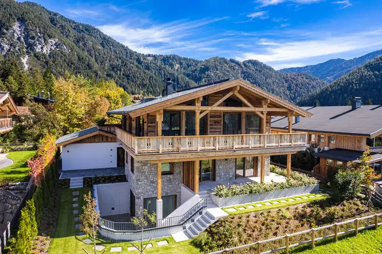 PRIVATE RESIDENCES Luxury Real Estate Group, Kitzbühel Immobilien GmbH