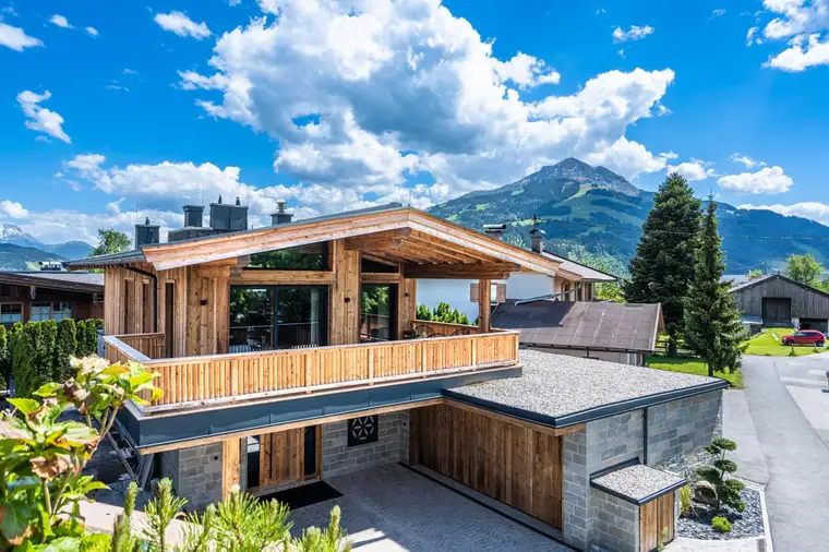 PRIVATE RESIDENCES Luxury Real Estate Group, Kitzbühel Immobilien GmbH