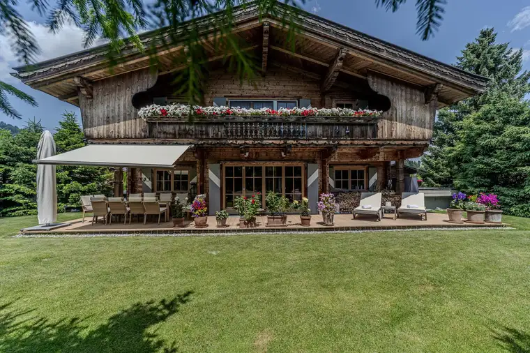 PRIVATE RESIDENCES Luxury Real Estate Group, Kitzbühel Immobilien GmbH