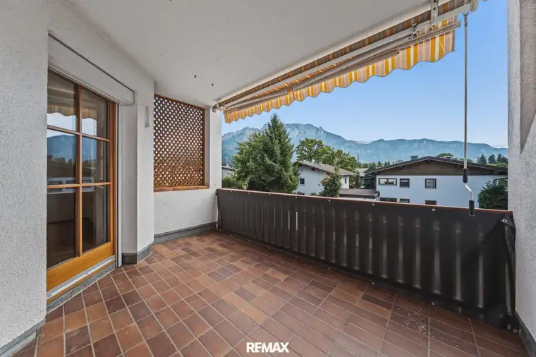 Wohnen mit Bergblick: 3-Zimmer Mietwohnung mit 2 Balkonen &amp; Tiefgaragenstellplatz!
