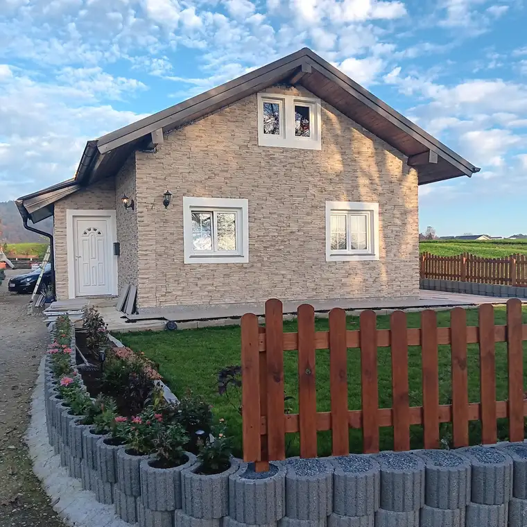 Haus mit Garten in Lengau