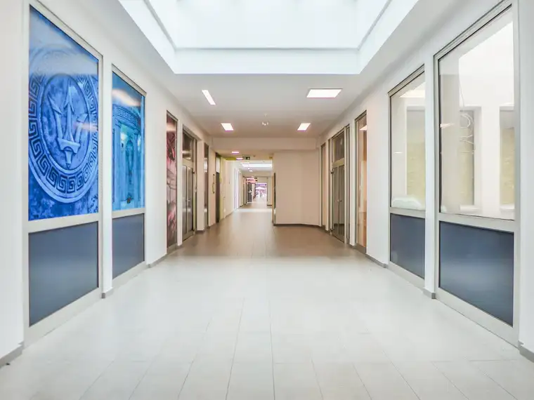 Top Geschäftsfläche in Mariahilfer Passage - direkt auf der Mariahilfer Strasse