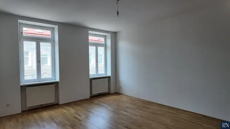 Stilvoll wohnen in bester Lage – sanierte 2-Zimmer-Altbauwohnung nahe Schloss Schönbrunn