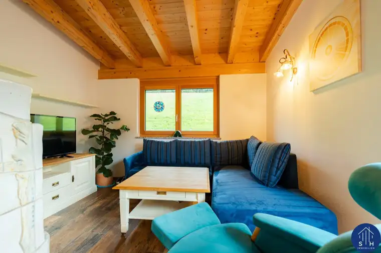 Sonnige Dachgeschosswohnung mit Sauna in Brandenberg zu kaufen