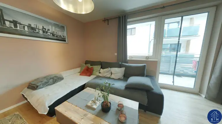 Charmante 2-Zimmer-Wohnung mit großzügigem Sonnenbalkon in Radfeld zu verkaufen