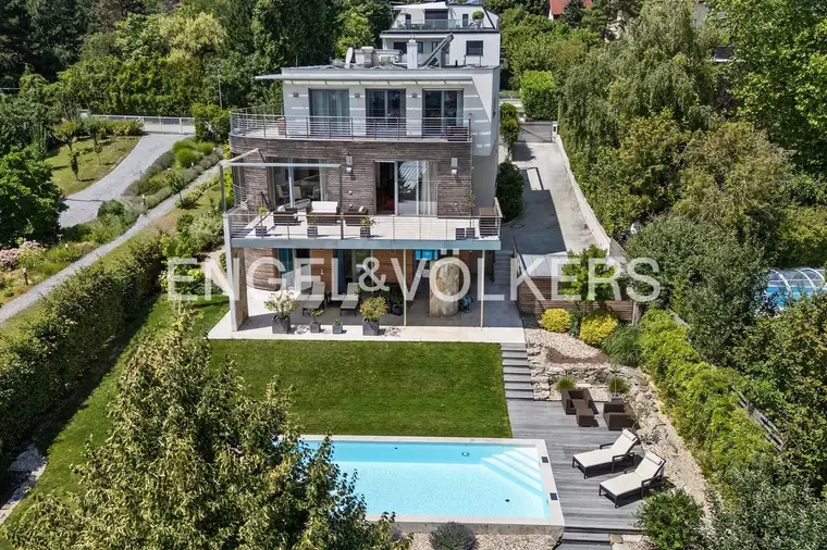 Einmalige Gelegenheit! Exklusive Villa am Ölberg mit tollem Fernblick