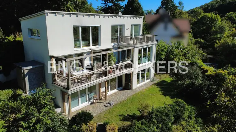 Dolce Natura – Moderne Architektur trifft auf Naturparadies im Weidlinger Tal