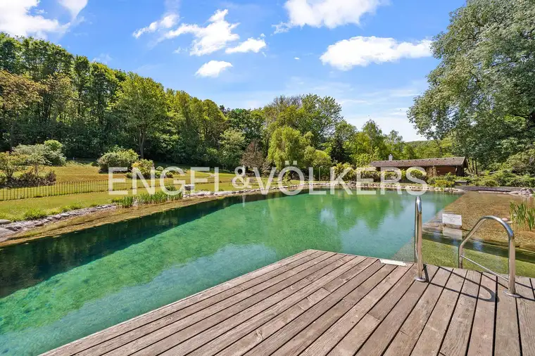 4 Zimmer Neubau-Gartenwohnung mit 340 m² Garten und Seeblick