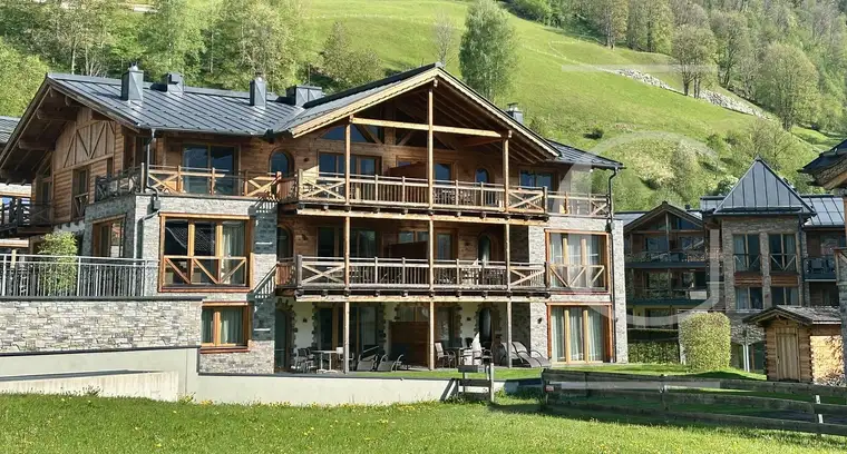 Luxuriöses Apartment zur touristischen Vermietung in Ski In/Ski Out Lage in Bramberg!