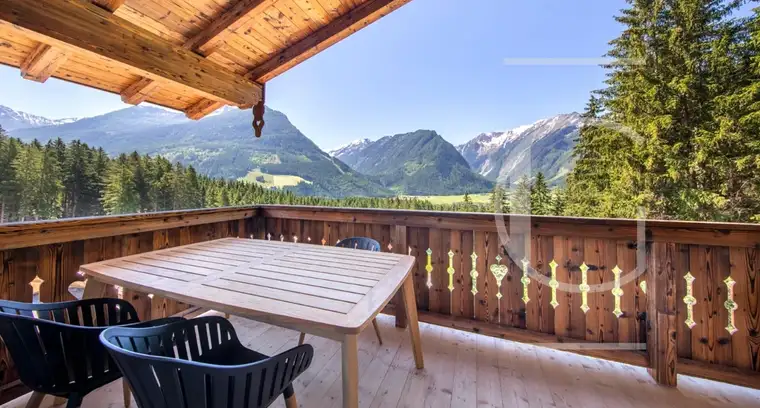 Ski In/Ski Out: Chalet zur touristischen Nutzung in sonniger Waldrandlage!