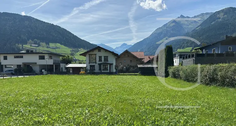 Zentral gelegenes Grundstück in sonniger Ruhelage von Mittersill!