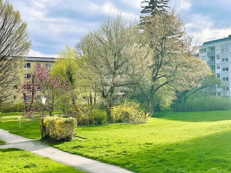 2-Zimmer Anlagewohnung in Grünruhelage Parsch mit Loggia und Lift