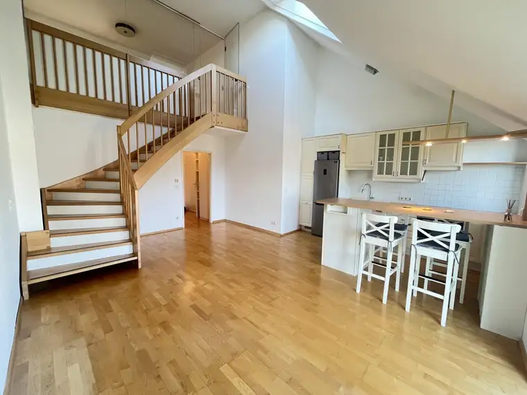 Zwei Zimmerwohnung mit Wienblick (inkl. Garagenabstellplatz)