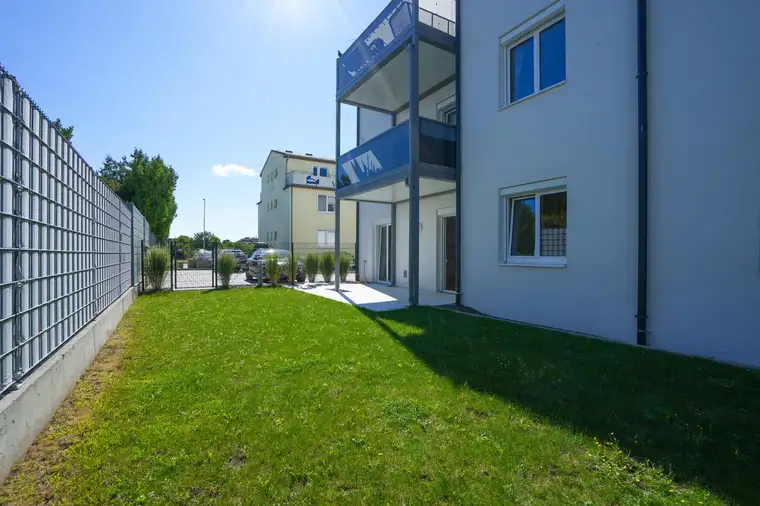 3-Zimmer-Gartenwohnung mit Terrasse in Mannswörth