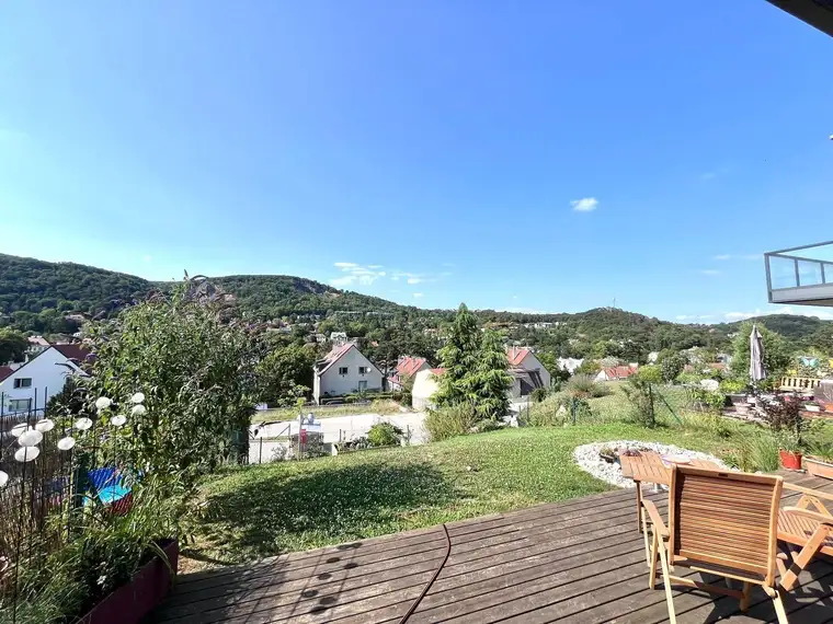 Traumhafte 2-Zimmer-Wohnung mit Garten &amp; Terrasse