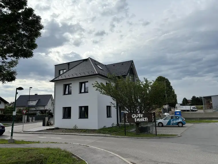 Modernes Büro in Maria Enzersdorf - Erstbezug, top Ausstattung &amp; flexible Raumgestaltung - jetzt mieten!