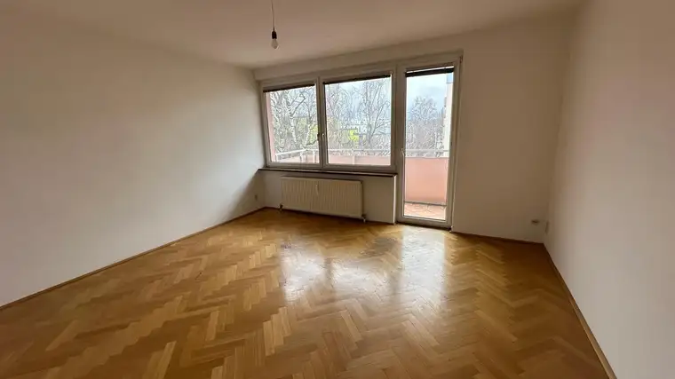 Sonnige 3 Zimmer Wohnung 