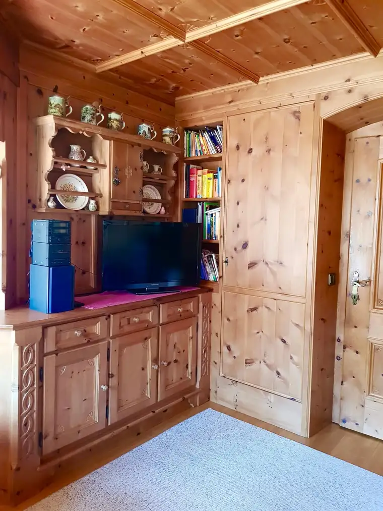 Exklusives Landhaus in sonniger, ruhiger, zentraler Lage!