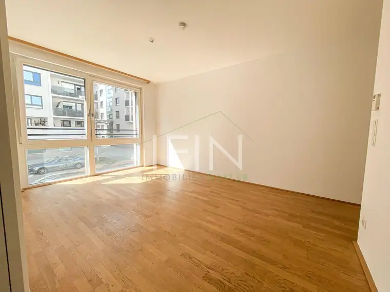 Familienfreundliche 3-Zimmer Wohnung mit Loggia zum Innenhof, Fitnessraum und Sauna!