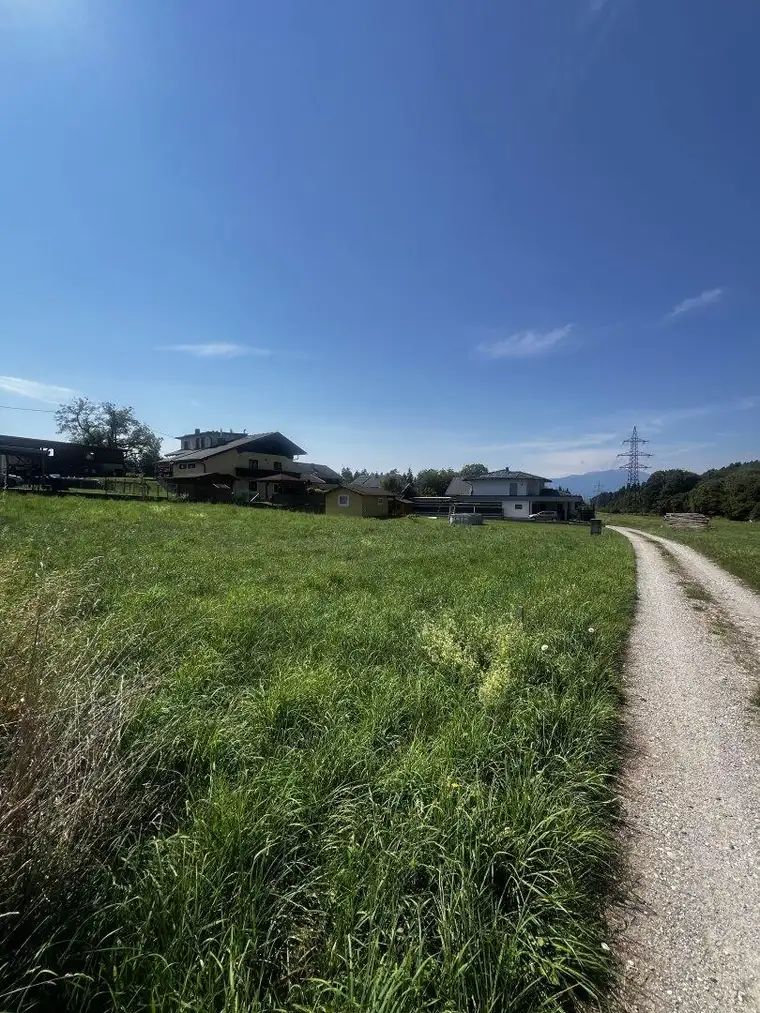 Traumhafte Baugrundstücke in Ragain: ab 400 m² mit Berg- und Fernblick
