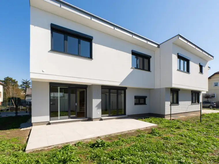 ATTRAKTIVES DOPPELHAUS IN RUHIGER LAGE – SCHWARZLACKENAU - MIT KAUFOPTION