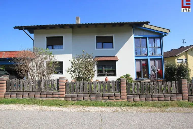 Villa im Umkreis von Klagenfurt mit Wintergarten &amp; Pool
