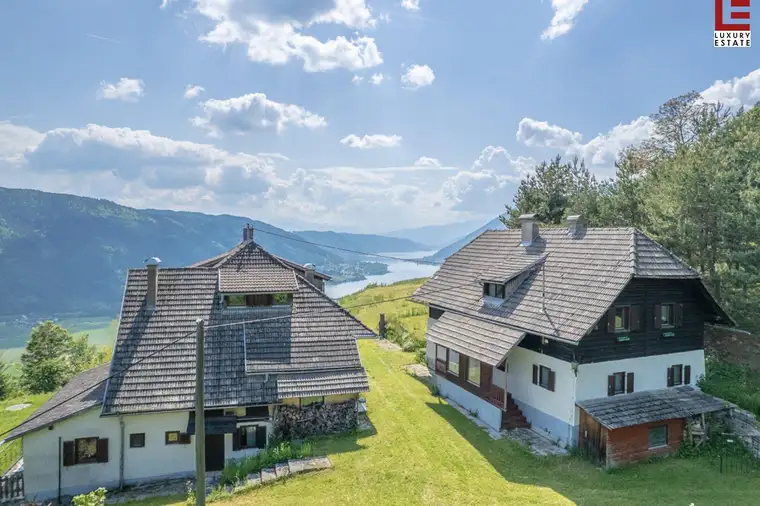 Traumresort in Best- &amp; Alleinlage über Ossiacher See