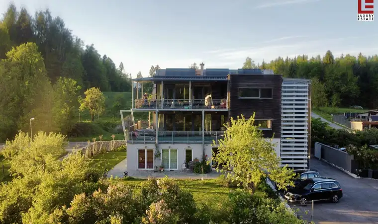 Modernes Mehrfamilienhaus am Aichwaldsee mit privatem Seezugang!