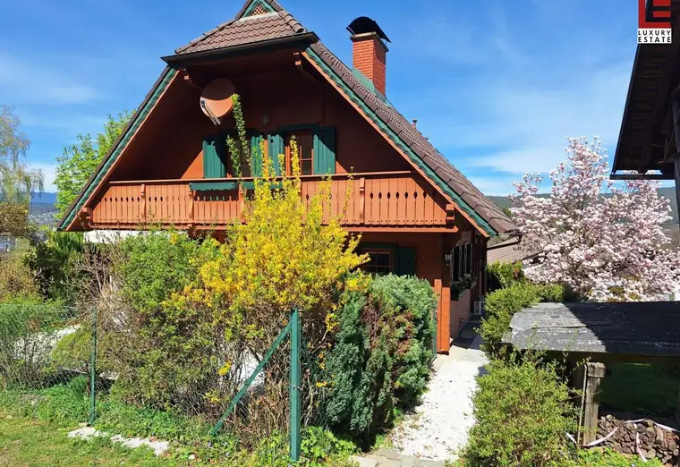 Griffnerhaus mit Wörtherseeblick in Ruhelage
