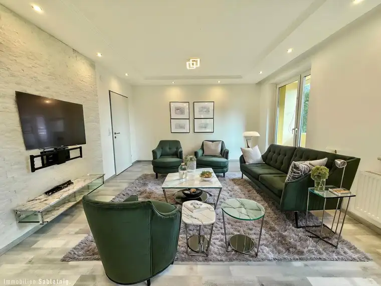 Axel Pagacz, Immobilien Sablatnig