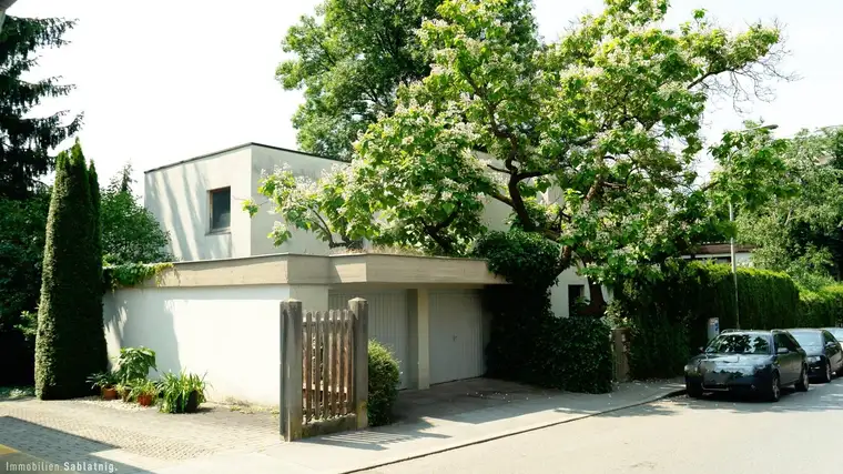 ARCHITEKTENVILLA in bester Grazer Lage - Zeitlose Architektur am Ruckerlberg!