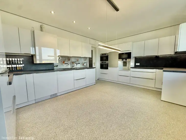 MODERNE 3-ZIMMER-WOHNUNG IN GÄNSERNDORF!