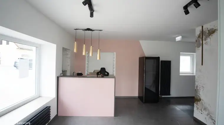 IHR BEAUTY-STUDIO IN BESTER LAGE - einziehen &amp; durchstarten!