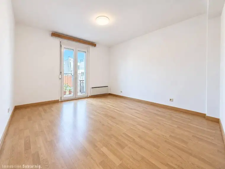 Axel Pagacz, Immobilien Sablatnig