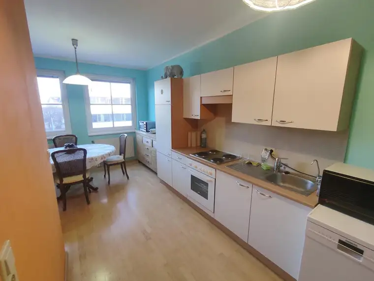 Viel Raum zum Leben - zentrale Wohnung mit perfekter Anbindung