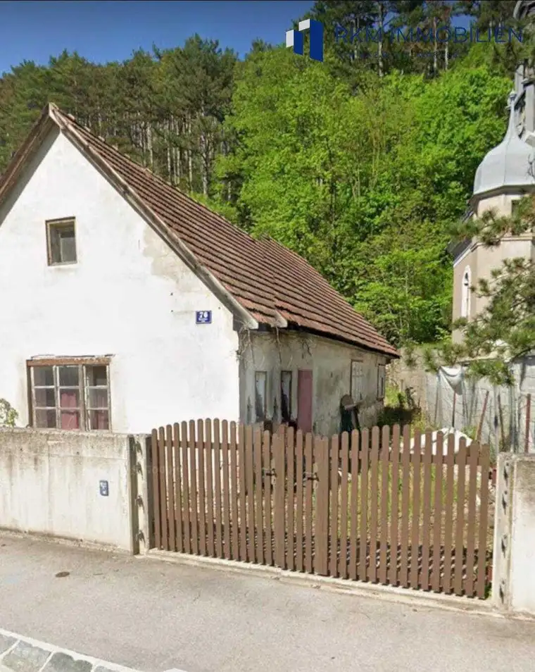 Grundstück mit potenial – kompakte Liegenschaft in 2564 Fahrafeld um € 79.000