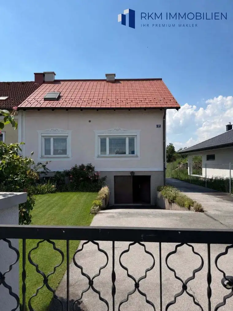 Großzügiges 6-Zimmer-Einfamilienhaus mit Garten und Garage in Bruck an der Leitha zum Top Preis von € 449.000,00