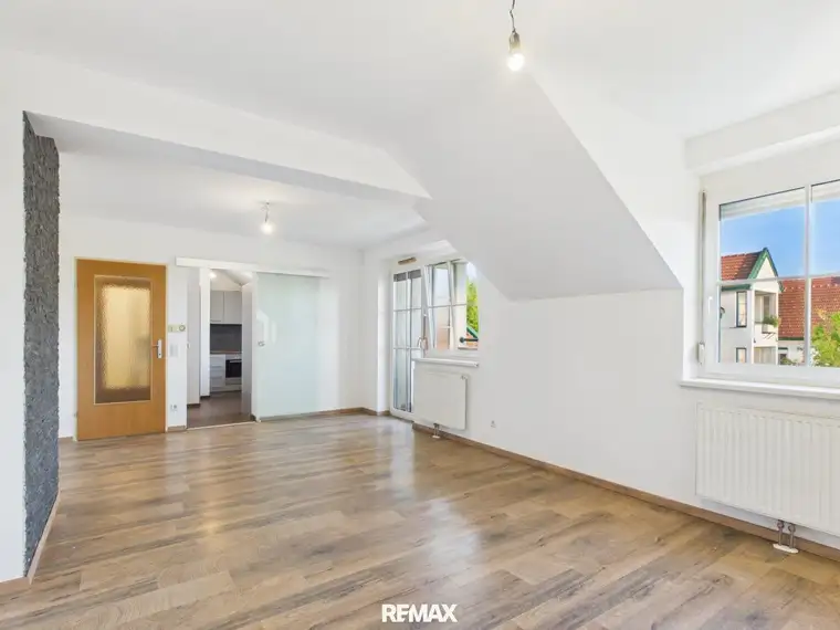 Charmante Eigentumswohnung mit sonniger Loggia und großzügigem Kellerabteil in Trausdorf an der Wulka