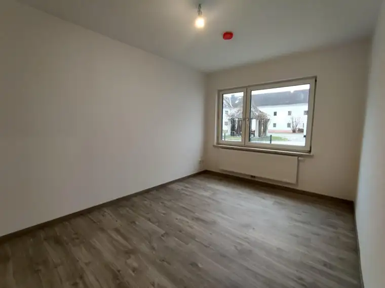 Charmante 2-Zimmer-Wohnung mit Terrasse in Enns!