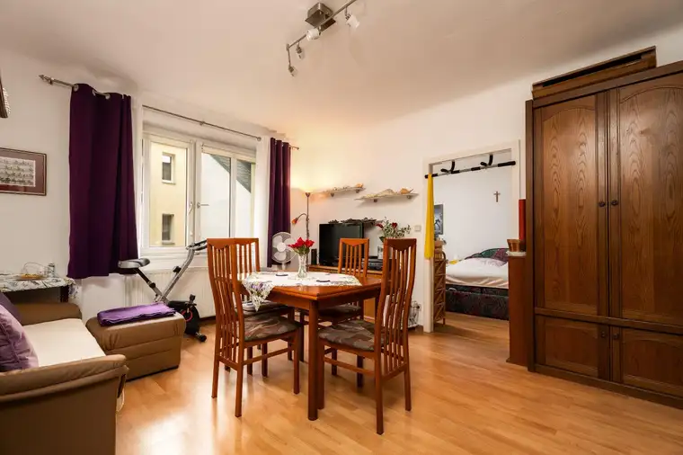 Top 2-Zimmer Wohnung in 1130 Wien, 47m², gepflegt, 1. Etage, nur € 249.000,- !