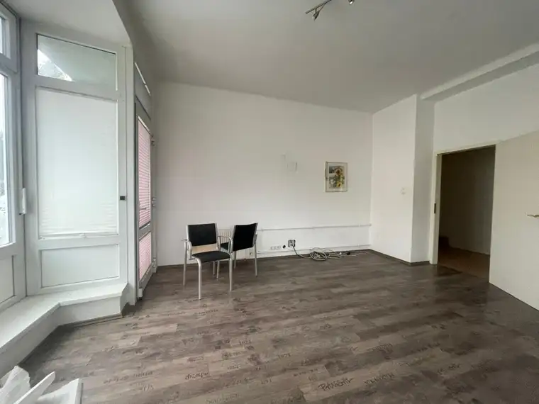 Wohnen mit Wohlfühlfaktor - gemütliche 3 Zimmer-EG-Wohnung im Herzen von Kirchschlag