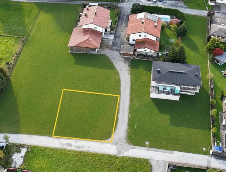 Großzügiges Grundstück in Walchsee