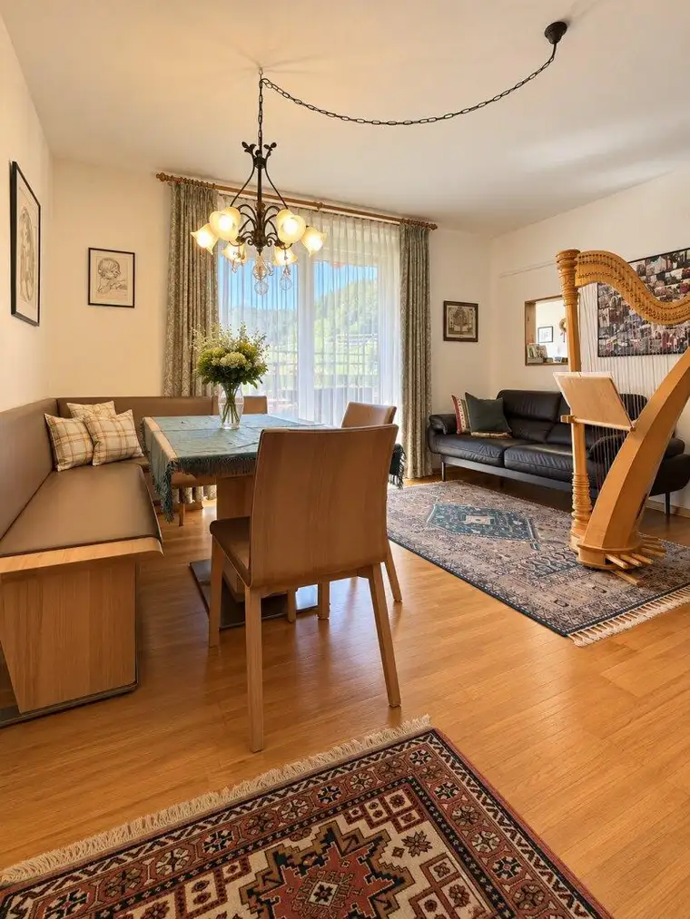Großzügig wohnen in Kitzbühel | 4-Zimmer-Wohnung mit sonniger Loggia
