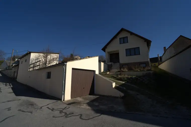 Gepflegtes Landhaus A5-Nähe