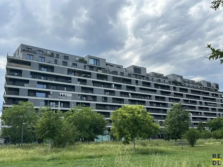 Traumhafte Lage am Helmut Zilk Park mit wunderbarem Fernblick!