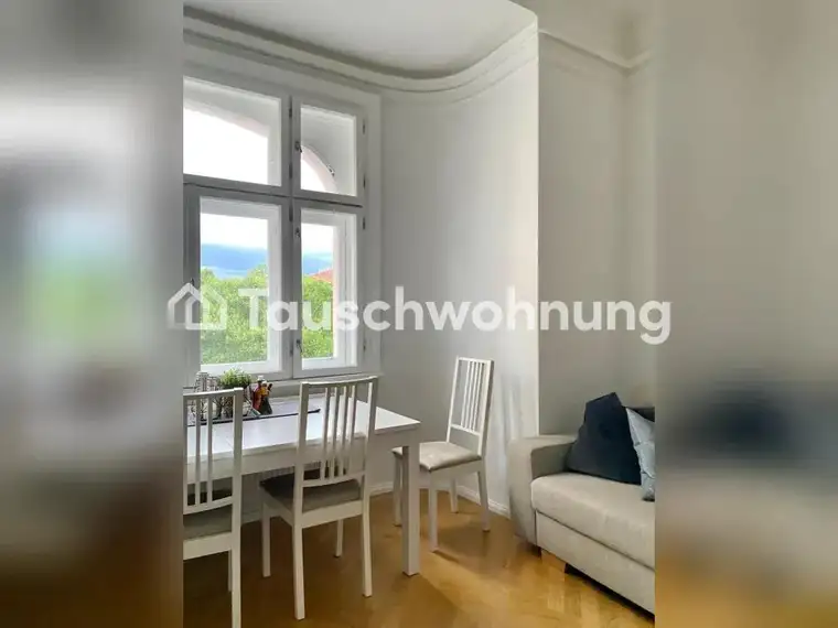 TAUSCHWOHNUNG 85 m² Wohnung in Wien, Altbau direkt am Kirchplatz, 3 Zimmer